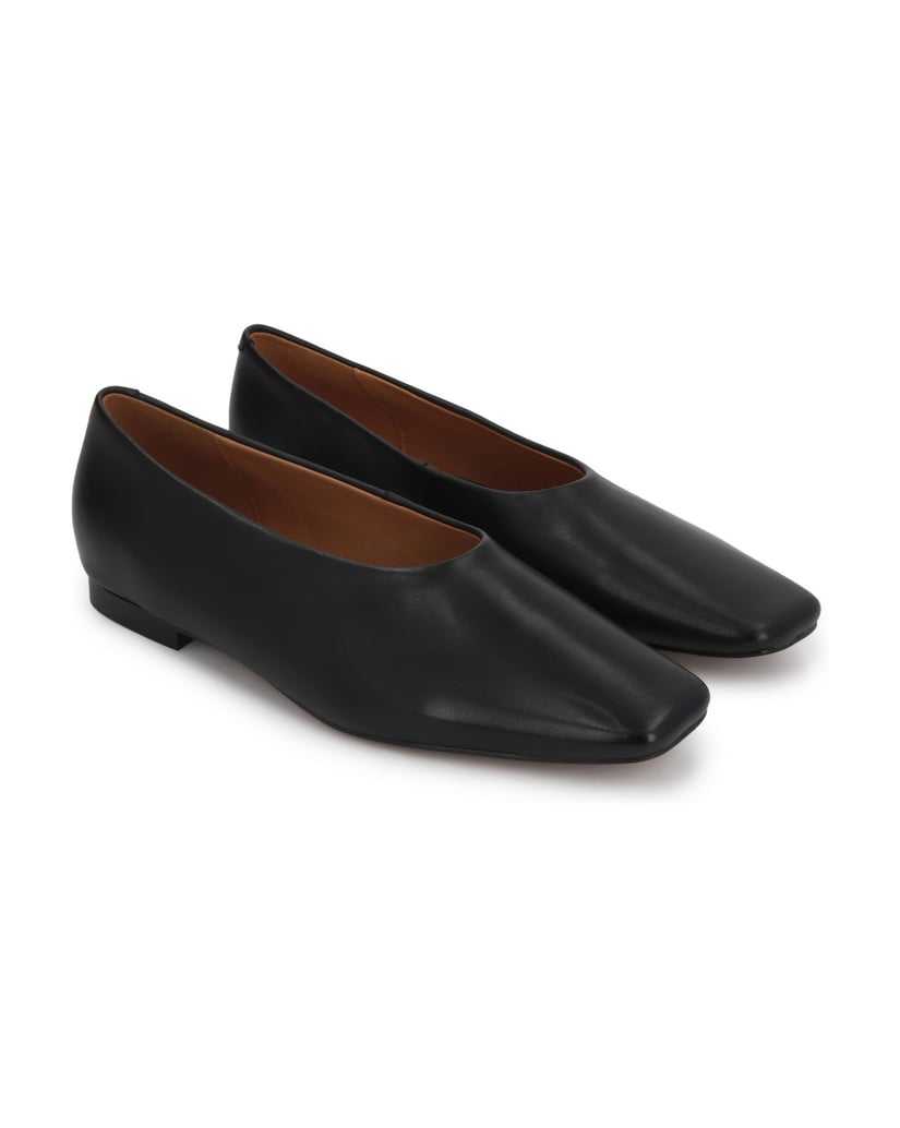 Kazar-Black-leather-pumps-by-EDITIONS-with-Square-toe.-čierna