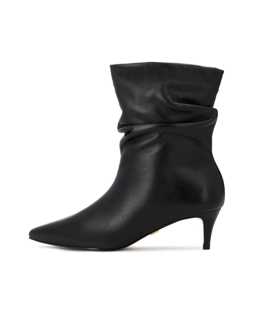 Kazar-Black-leather-booties-with-crinkled-upper-čierna