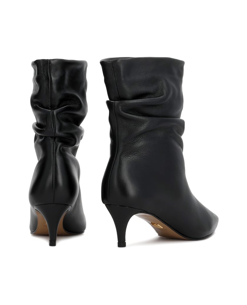 Kazar-Black-leather-booties-with-crinkled-upper-čierna