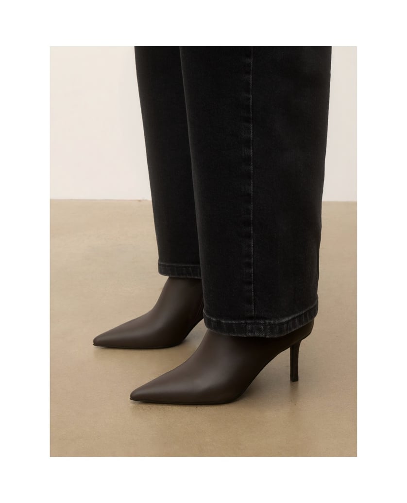 Kazar-Dark-brown-leather-booties-on-a-high-slim-heel-tmavá-hnedá