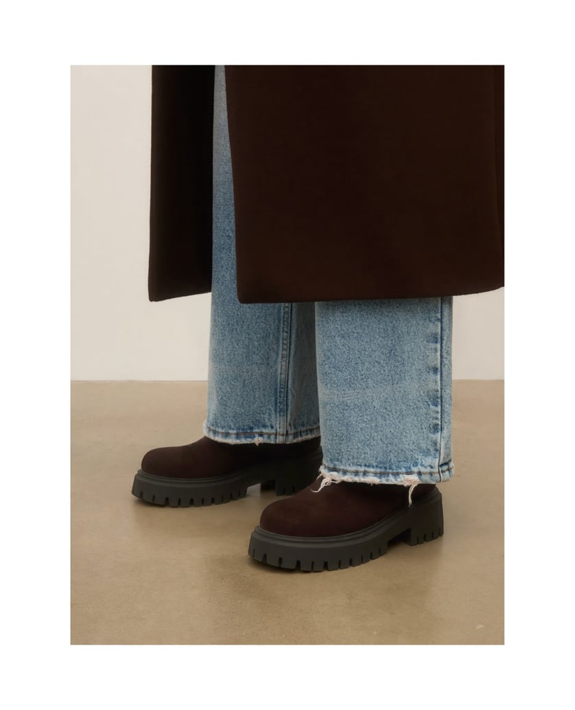 Kazar-Brown-Chelsea-booties-on-a-thick-treaded-sole-tmavá-hnedá