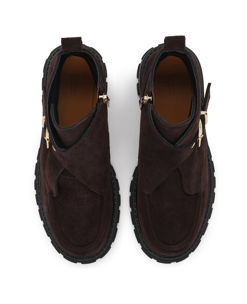 Kazar-Suede-booties-in-a-shade-of-dark-chocolate-on-a-heavy-sole-tmavá-hnedá