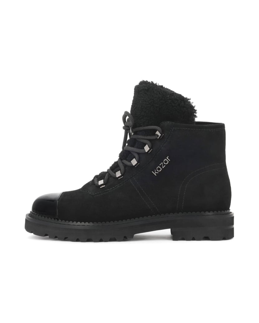 Kazar-Suede-flat-ankle-boots-with-patented-nose-and-fur-tongue-čierna