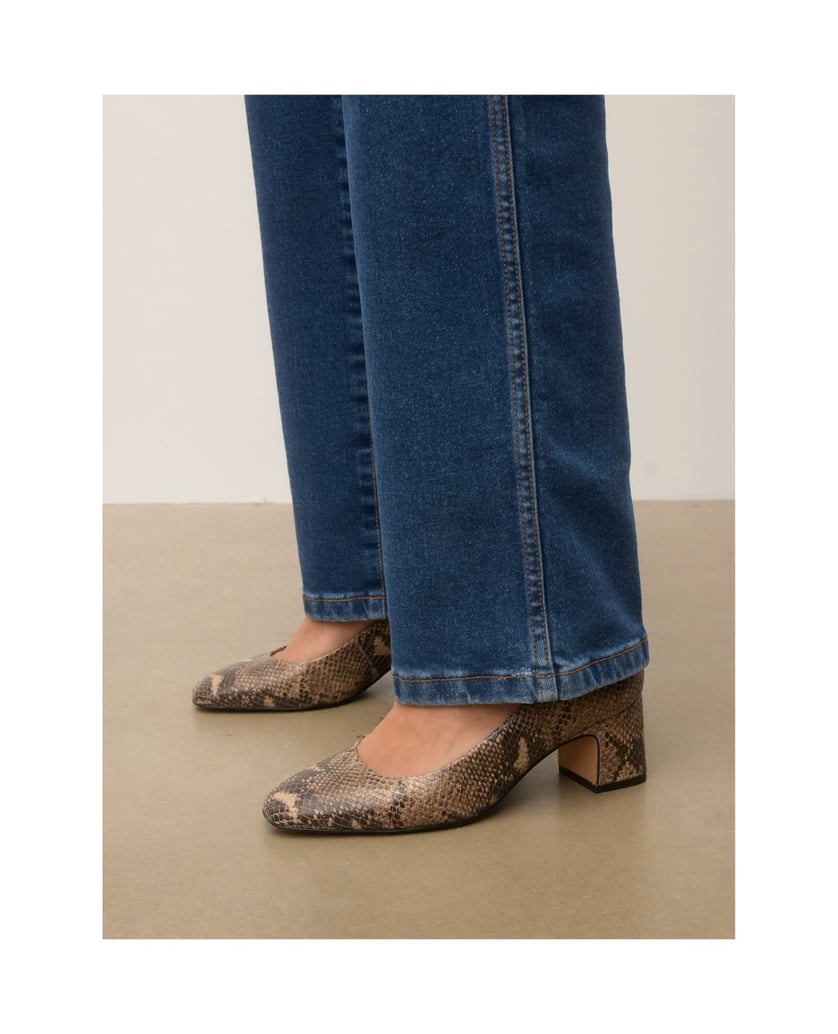 Kazar-Embossed-leather-pumps-in-an-animal-pattern-béžová