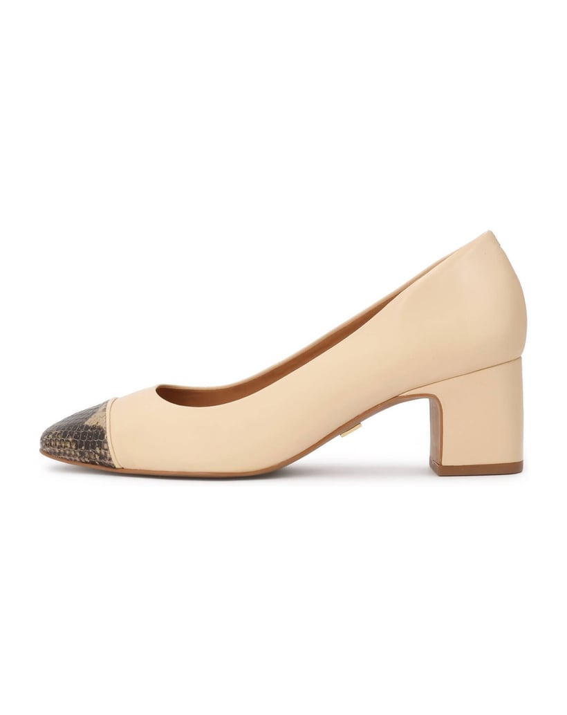 Kazar-Beige-leather-pumps-with-embossed-toecap-béžová