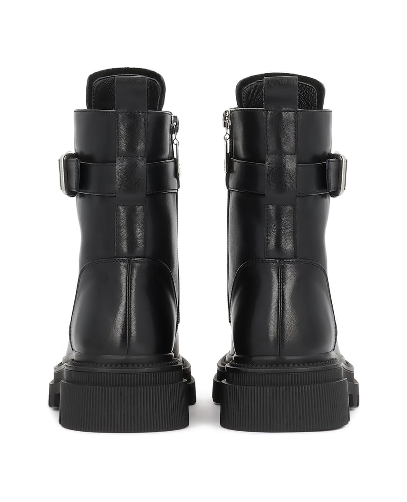Kazar-Black-leather-ankle-boots-on-a-treaded-sole-čierna