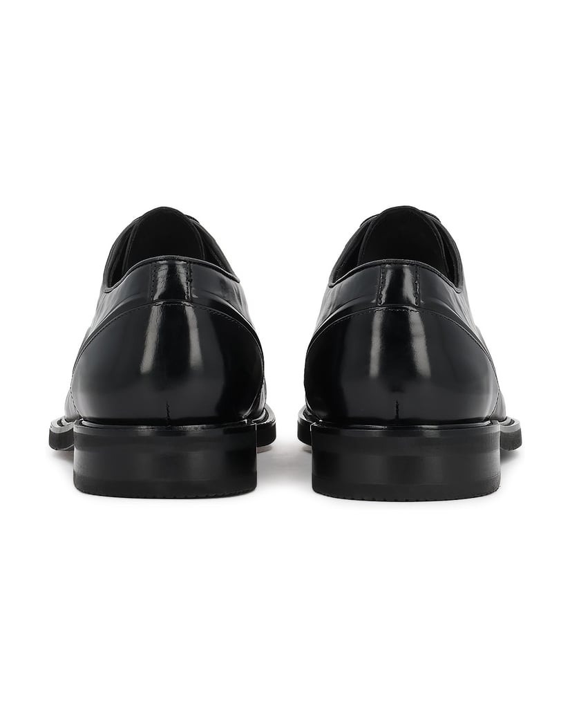 Kazar-Black-half-derby-shoes-with-crinkle-effect-leather-čierna