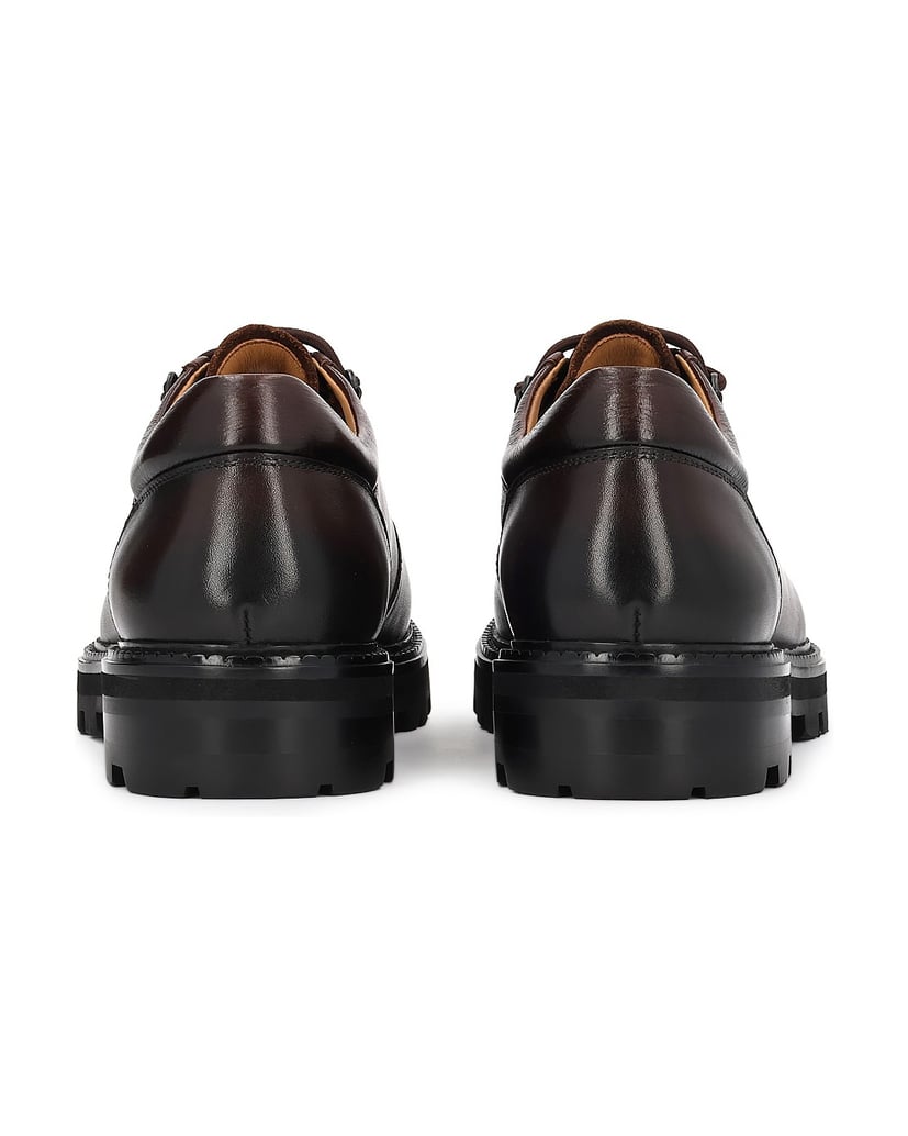 Kazar-Leather-shoes-with-lacing-on-metal-eyelets-hnedá
