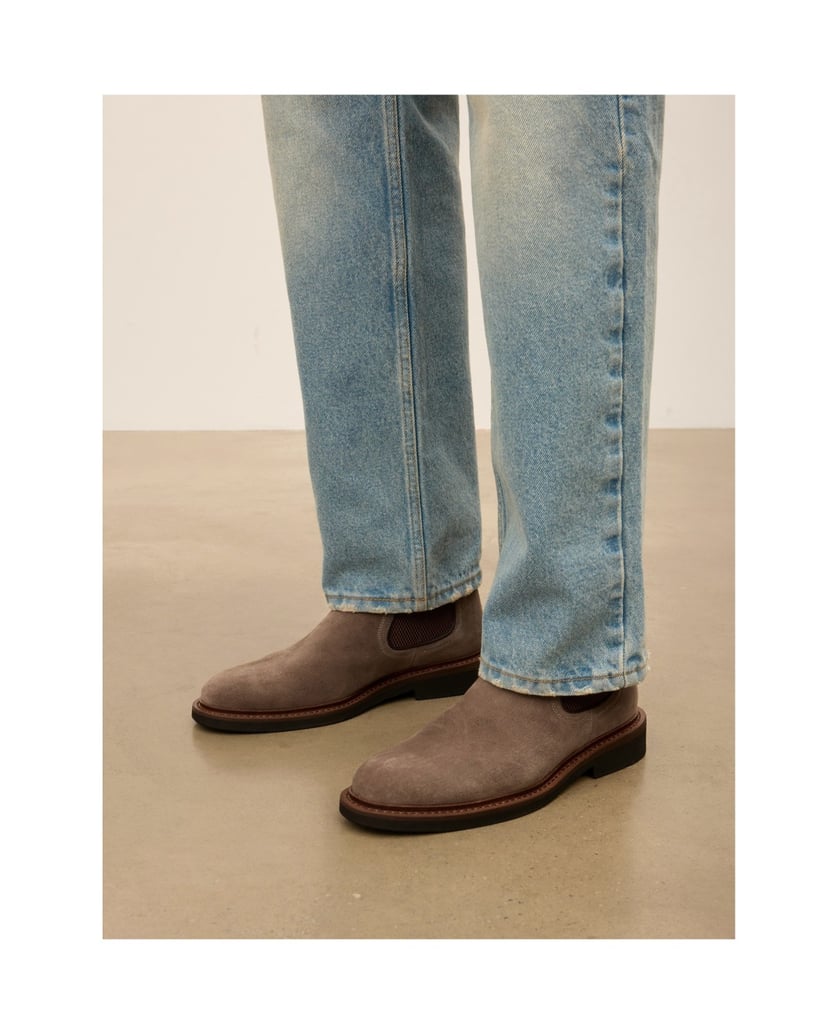 Kazar-Taupe-suede-men's-Chelsea-boots-with-elastic-inserts-tmavošedá