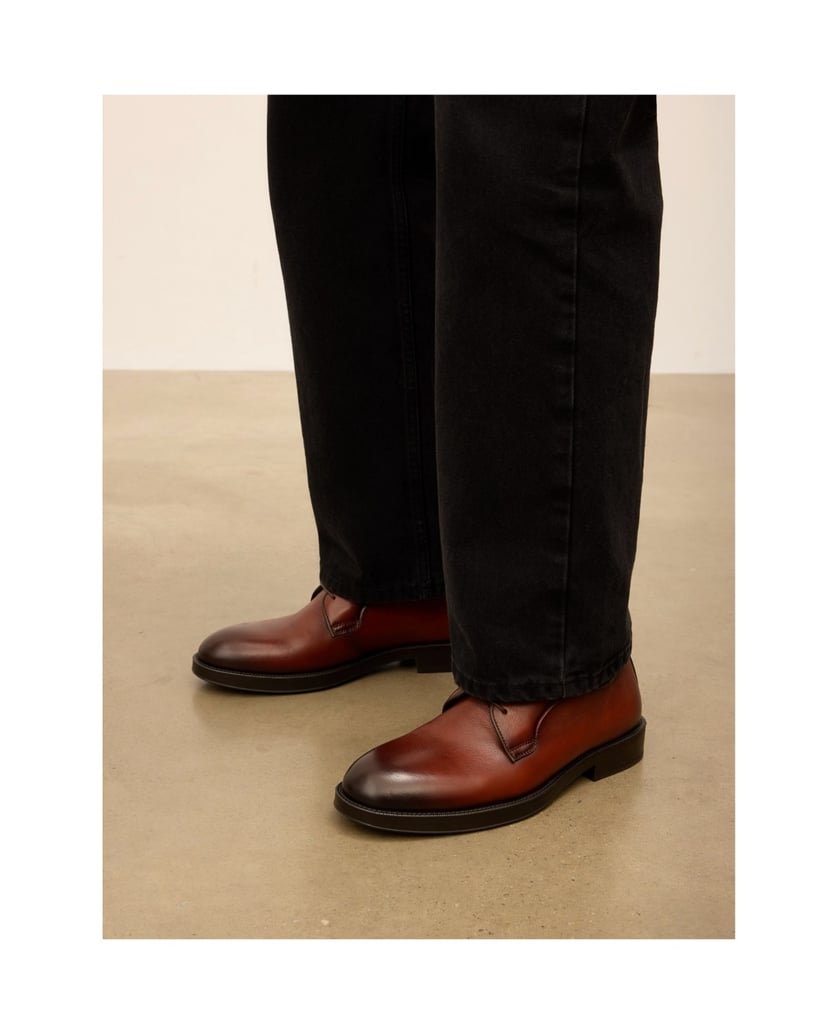 Kazar-Brown-leather-derby-with-shaded-upper-hnedá