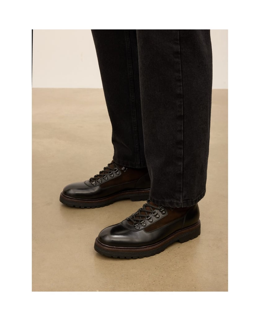 Kazar-Black-men's-flat-ankle-boots-with-suede-inserts-čierna
