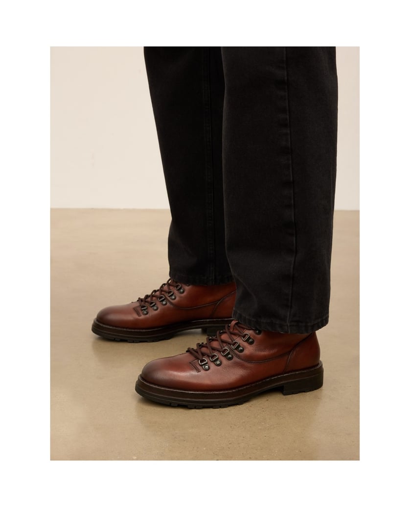 Kazar-Brown-leather-flat-ankle-boots-with-patina-effect-hnedá