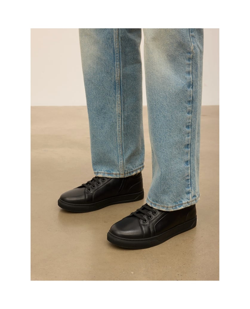 Kazar-Black-leather-sneakers-with-high-upper-černá
