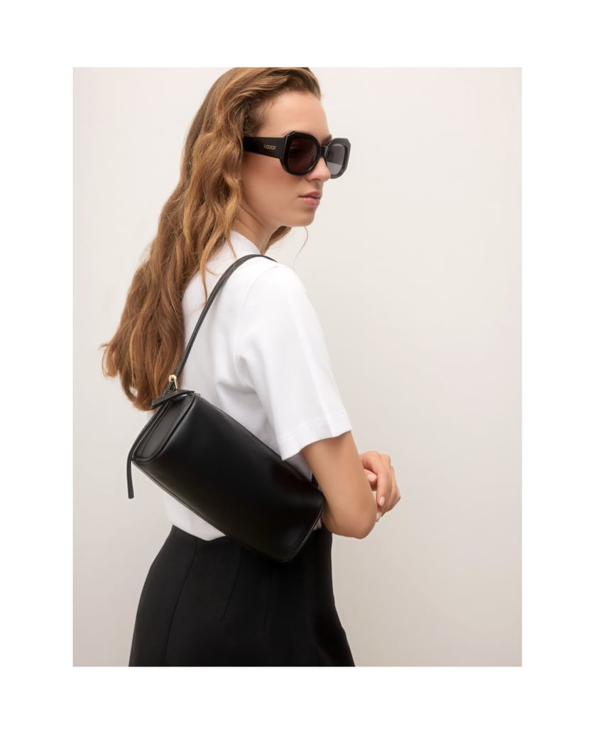 Kazar-Black-cylindrical-bag-made-of-genuine-leather-čierna