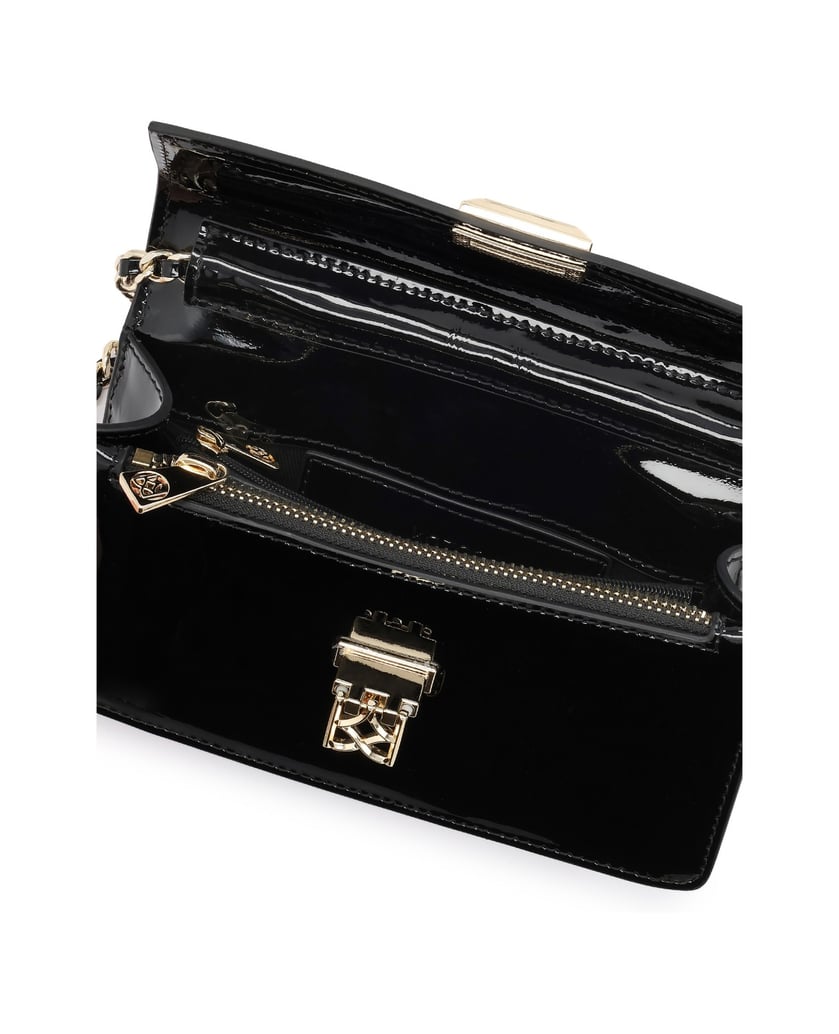 Kazar-Black-patent-chain-handbag-with-monogrammed-clasp-čierna