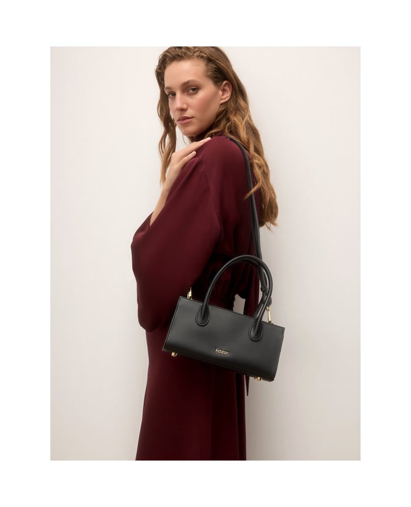 Kazar-Small-black-bag-with-an-elegant-shape-čierna