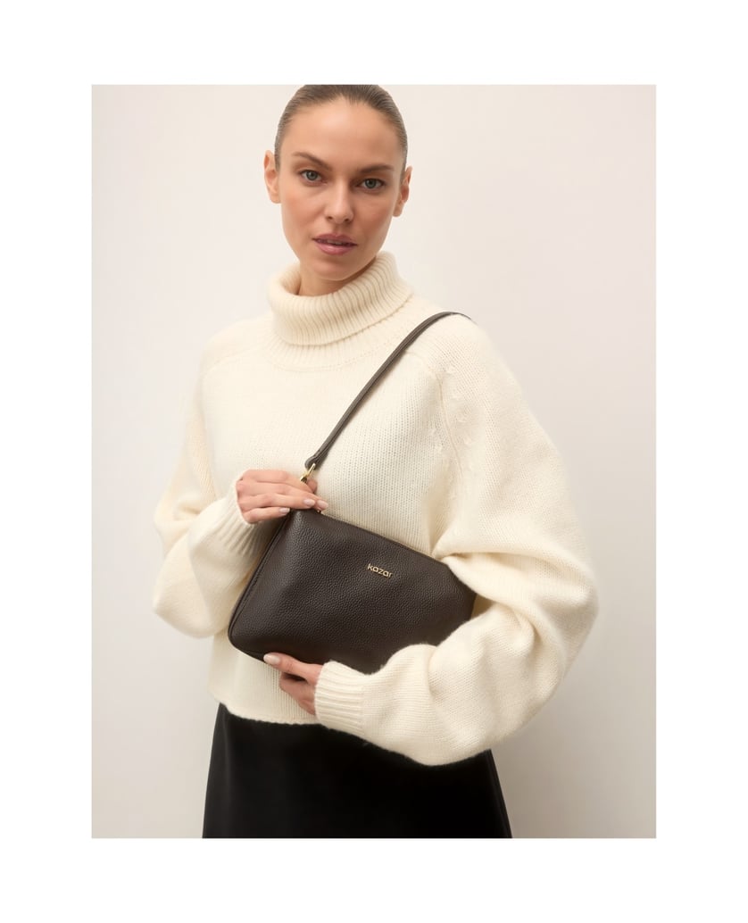 Kazar-Leather-shoulder-bags-with-gold-details-tmavá-hnedá