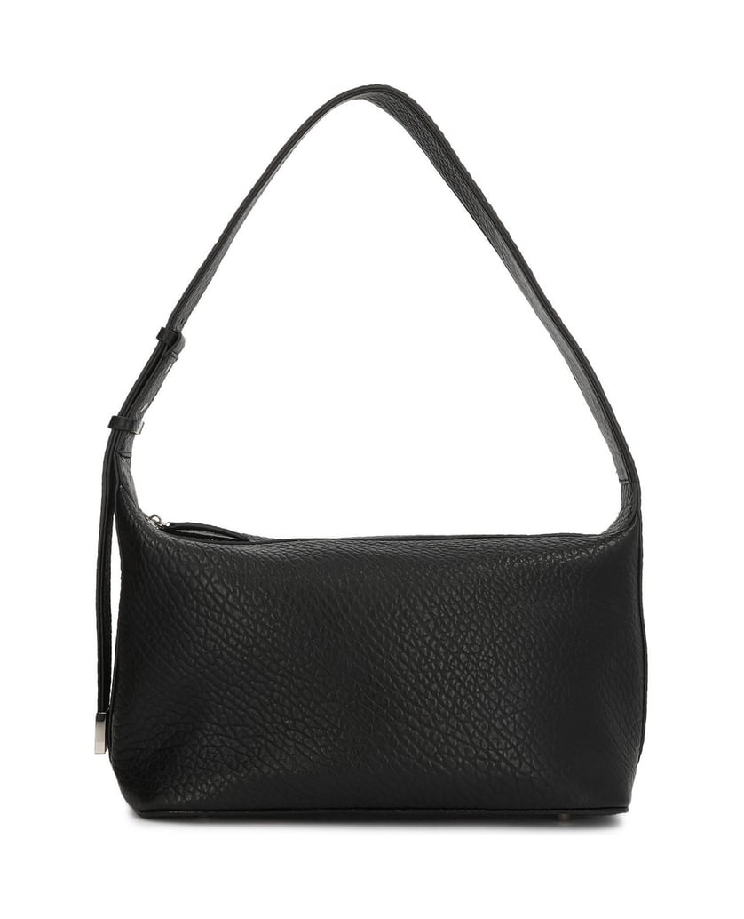 Kazar-Minimalist-shoulder-bag-on-the-arm-in-leather-čierna
