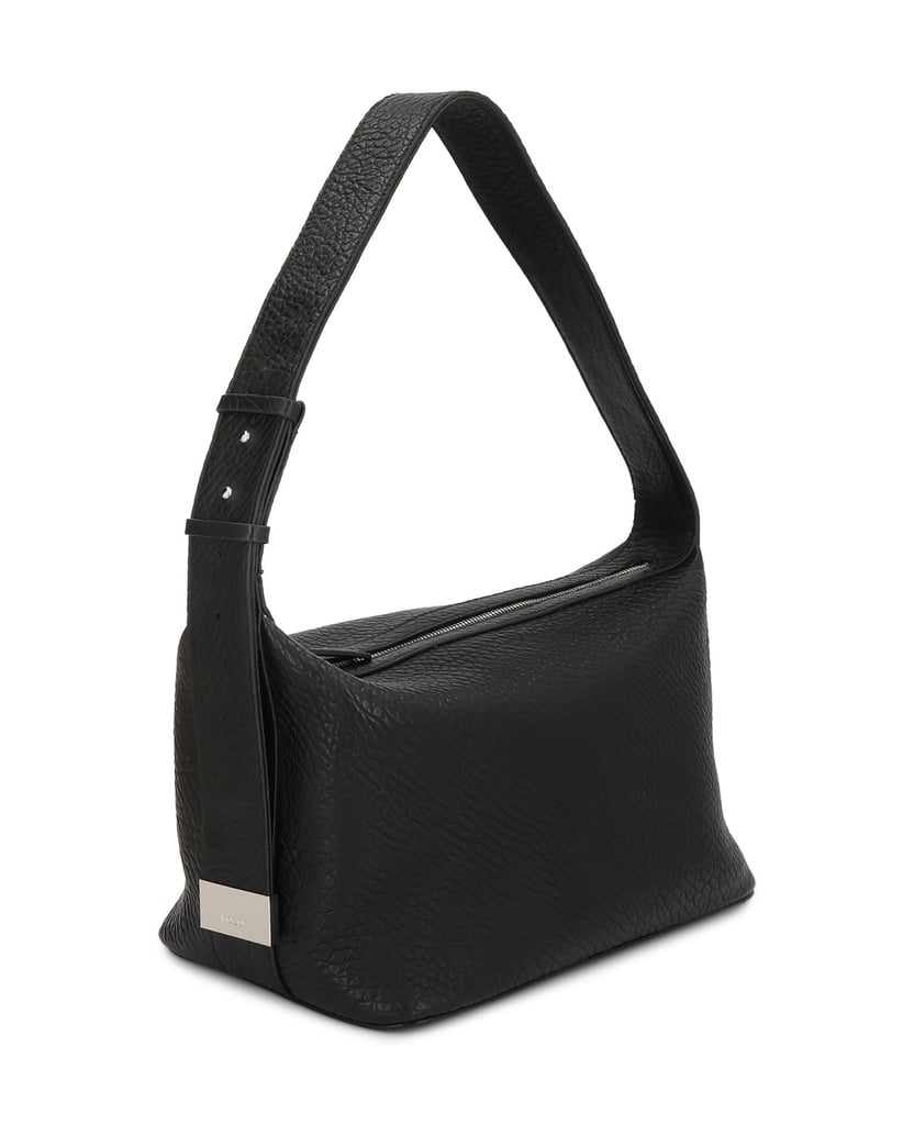 Kazar-Minimalist-shoulder-bag-on-the-arm-in-leather-čierna