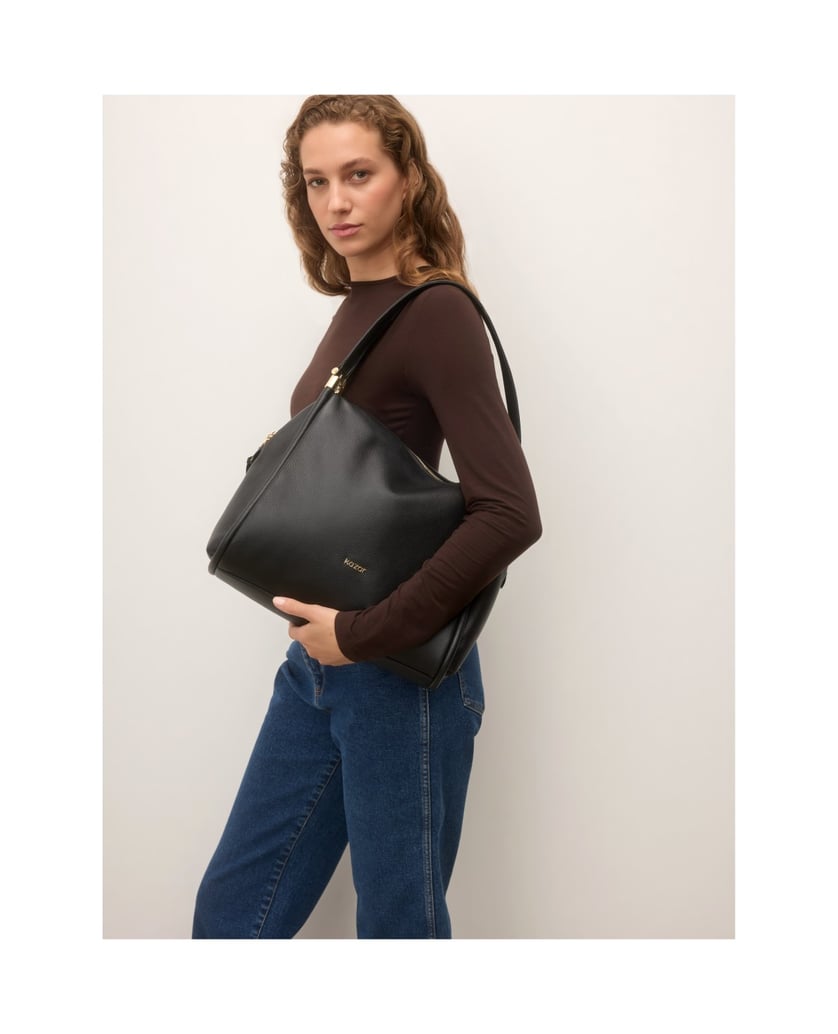 Kazar-Black-leather-shoulder-bags-on-the-arm-with-double-handles-čierna