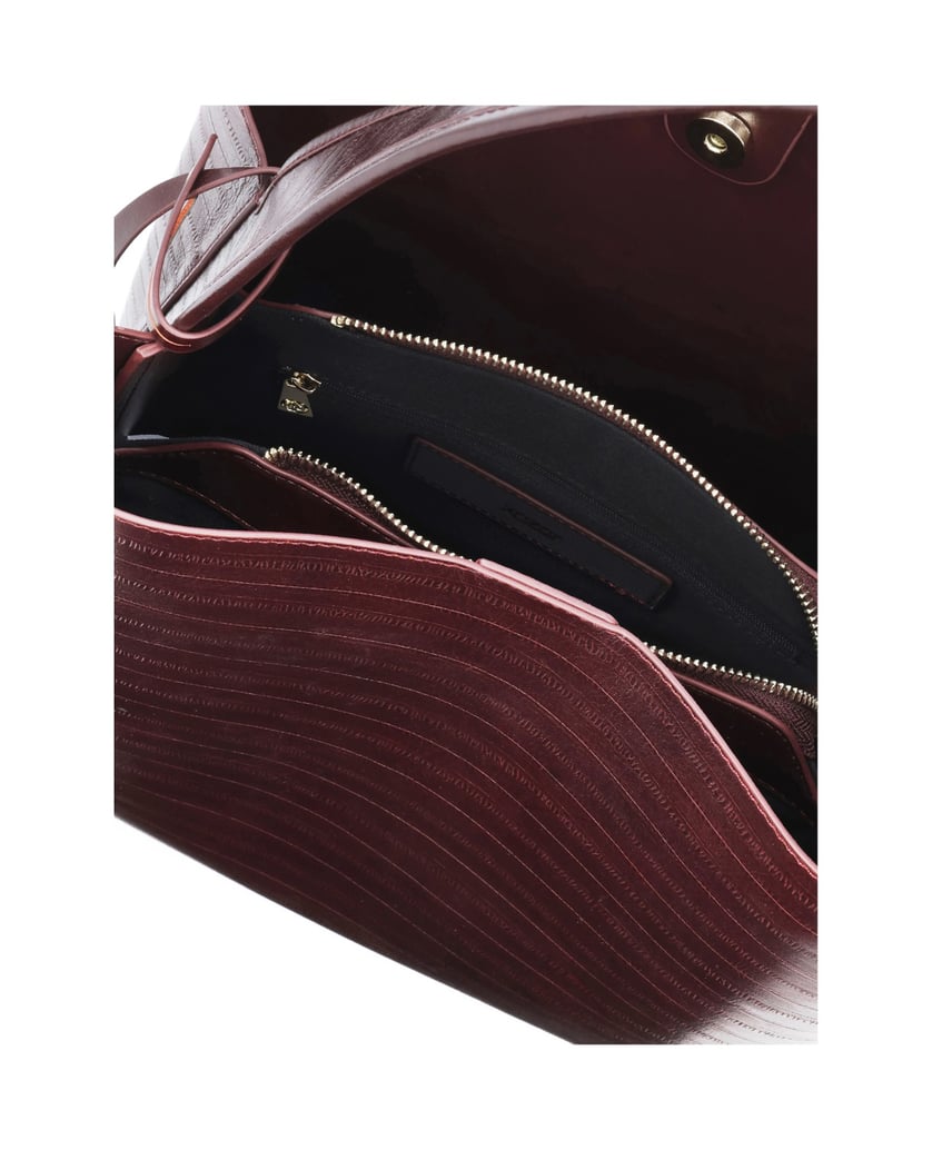 Kazar-Leather-bag-with-embossed-vertical-pattern-červená