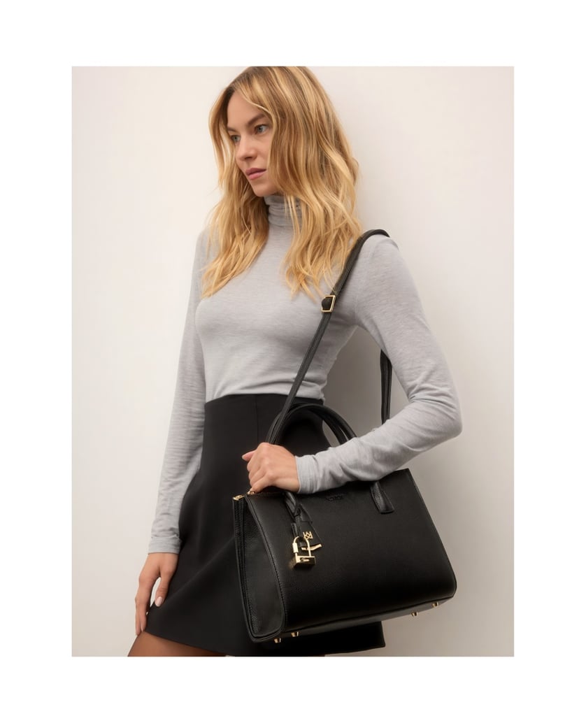 Kazar-Black-classic-line-bag-with-decorative-padlock-čierna