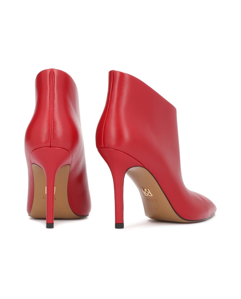 Kazar-Red-booties-with-elastic-inserts-červená