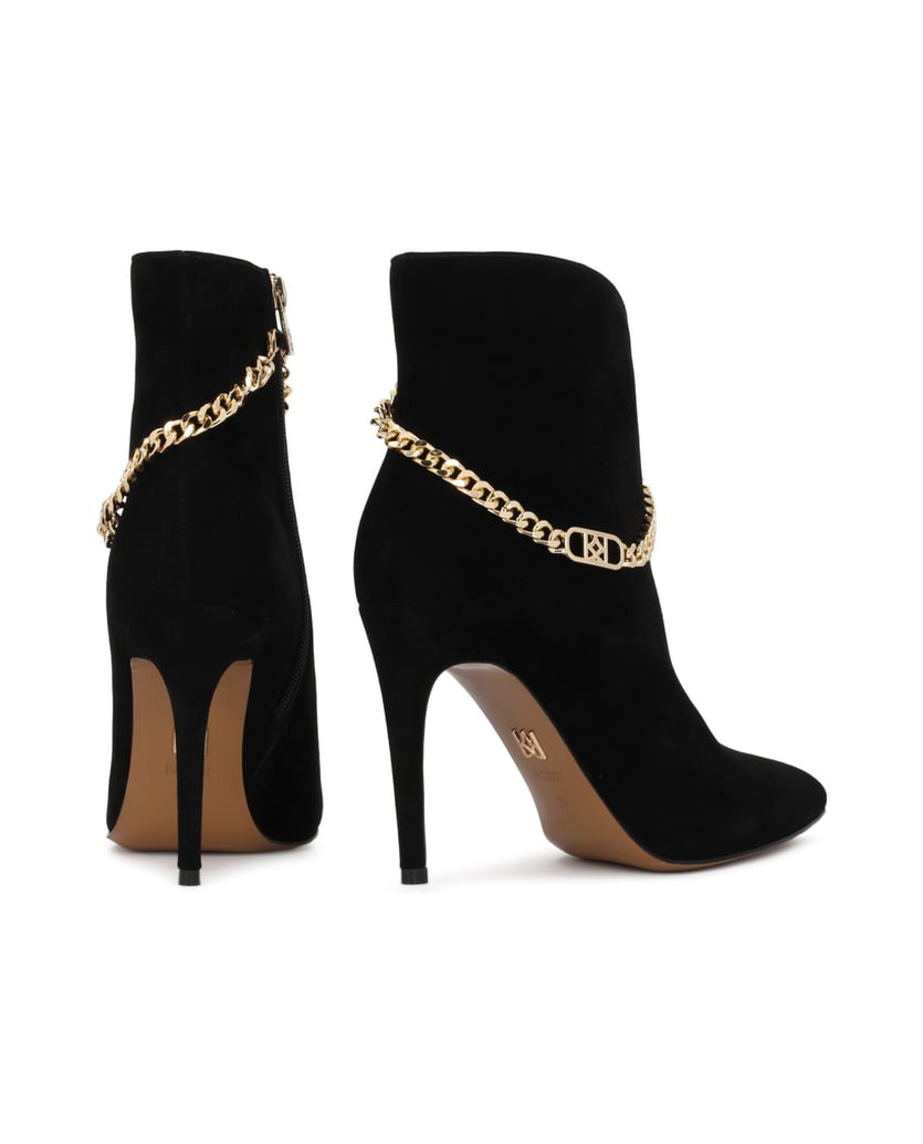 Kazar-Black-suede-booties-with-chain-detailing-čierna