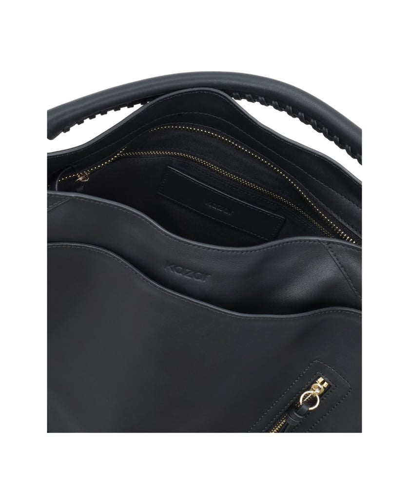 Kazar-A-roomy-shopper-bag-made-of-soft-black-leather-čierna