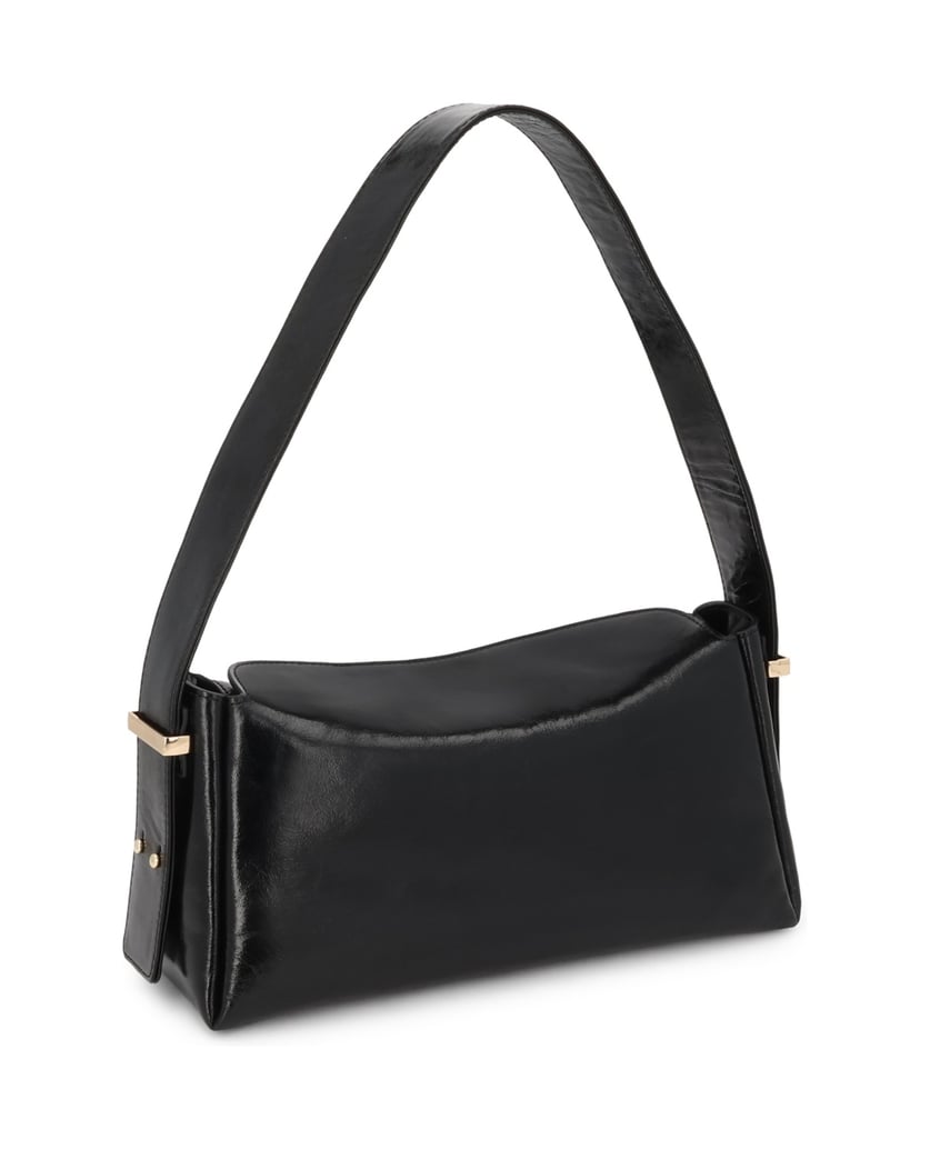 Kazar-An-oblong,-black-handbag-with-an-envelope-style-flap-černá