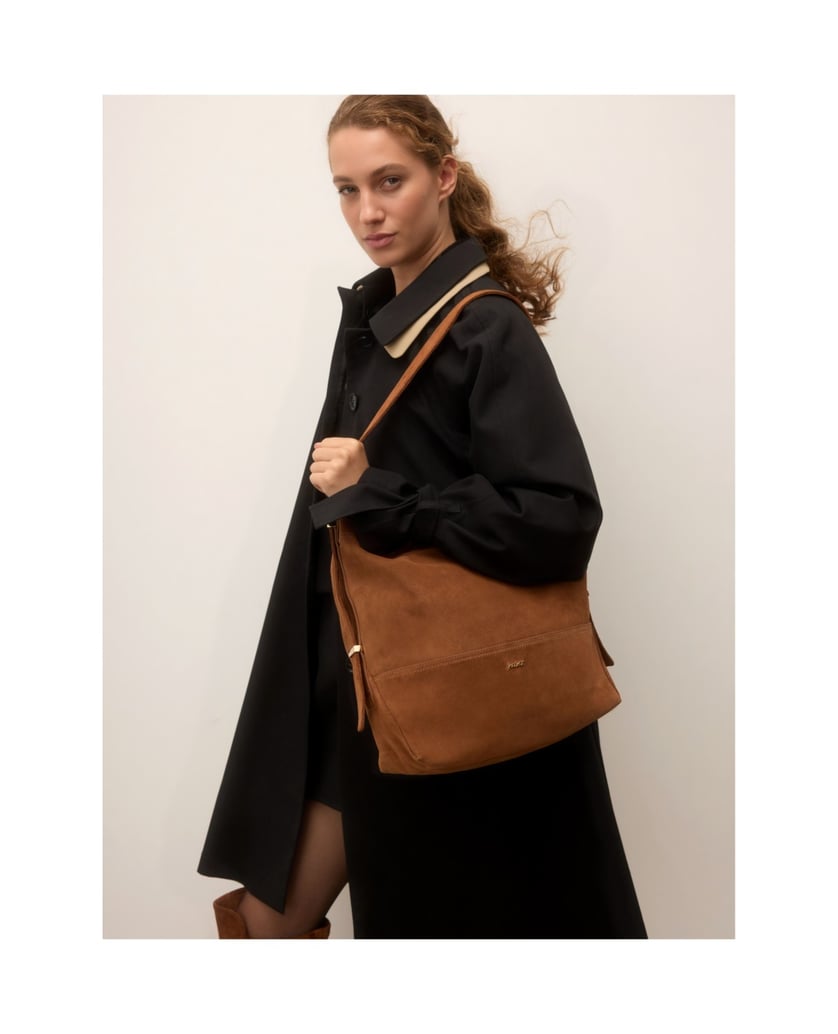 Kazar-Large,-bucket-bag-made-of-natural-suede-ťavia