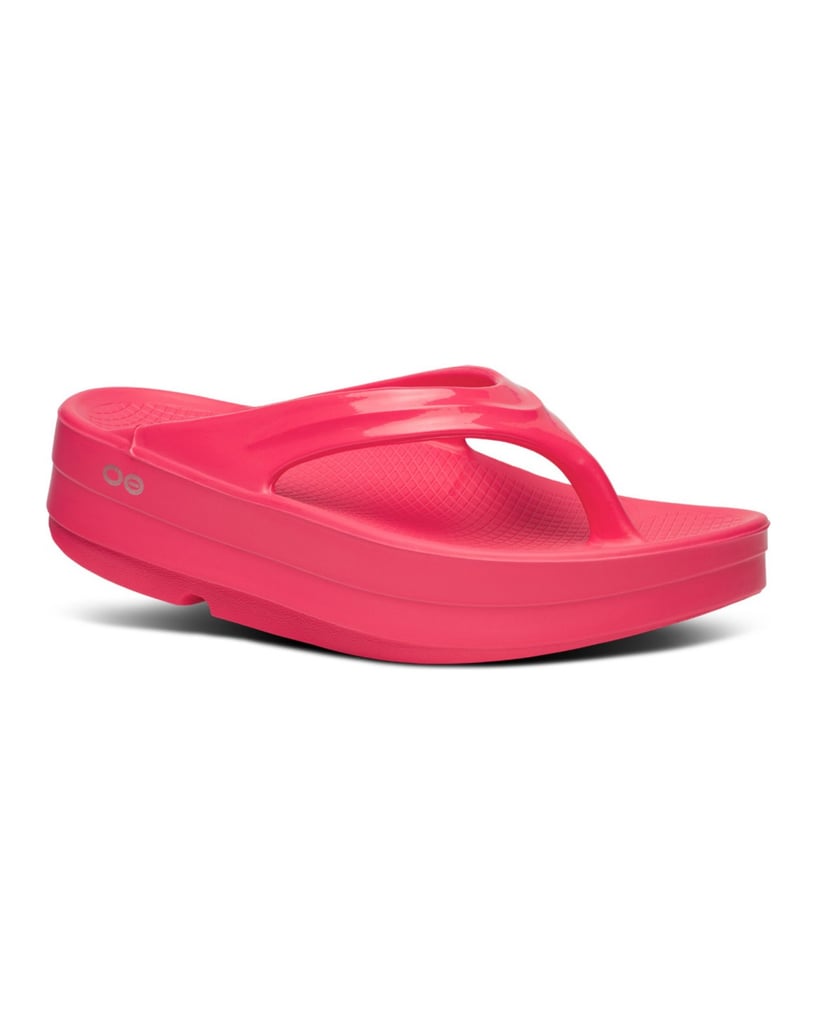 OOFOS-Offene-Schuhe-W-OOmega-Thong-rot
