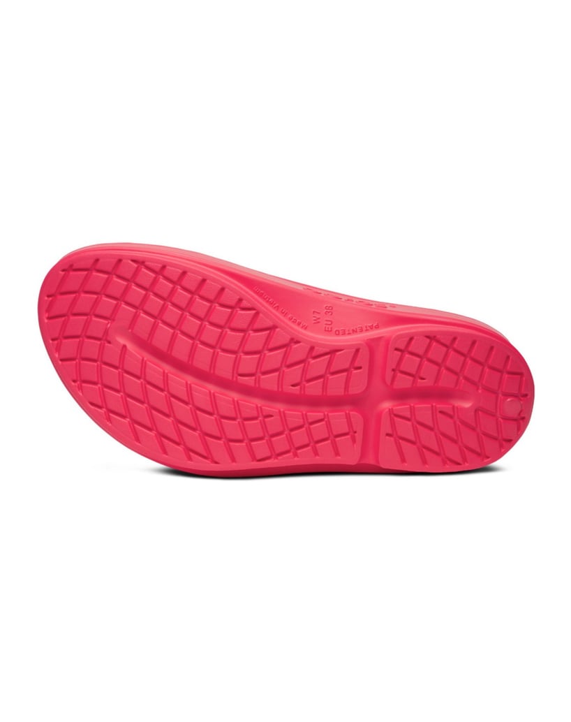 OOFOS-Offene-Schuhe-W-OOmega-Thong-rot