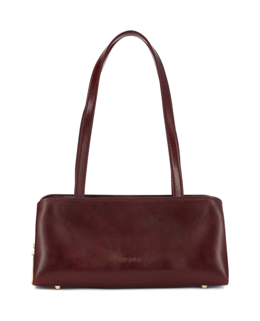 Kazar-An-elongated-leather-handbag-with-long-shoulder-straps-červená