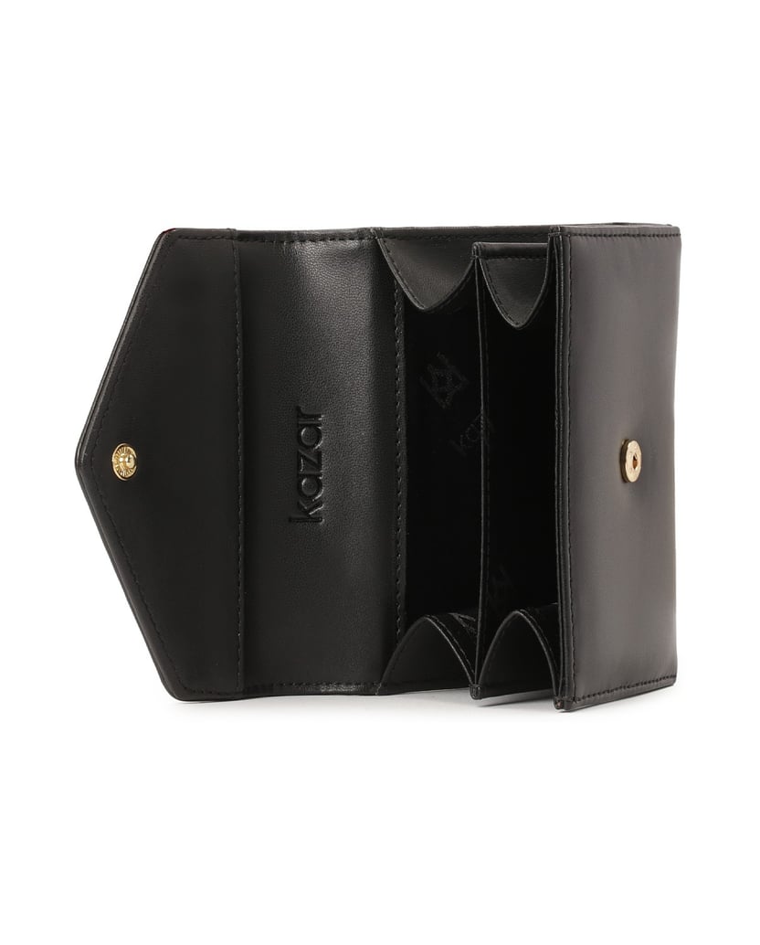 Kazar-Compact-leather-wallet-with-snap-closure-flap-čierna