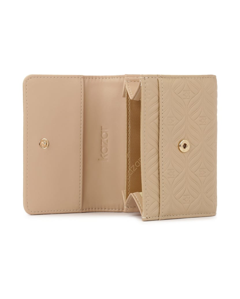 Kazar-Wallet-made-of-leather-embossed-with-the-company's-pattern-béžová