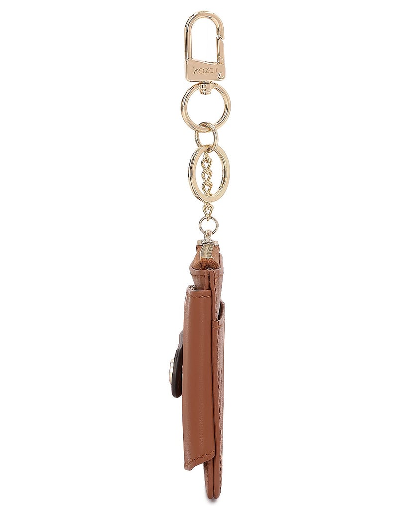 Kazar-Compact-leather-wallet-with-carabiner-velbloudí