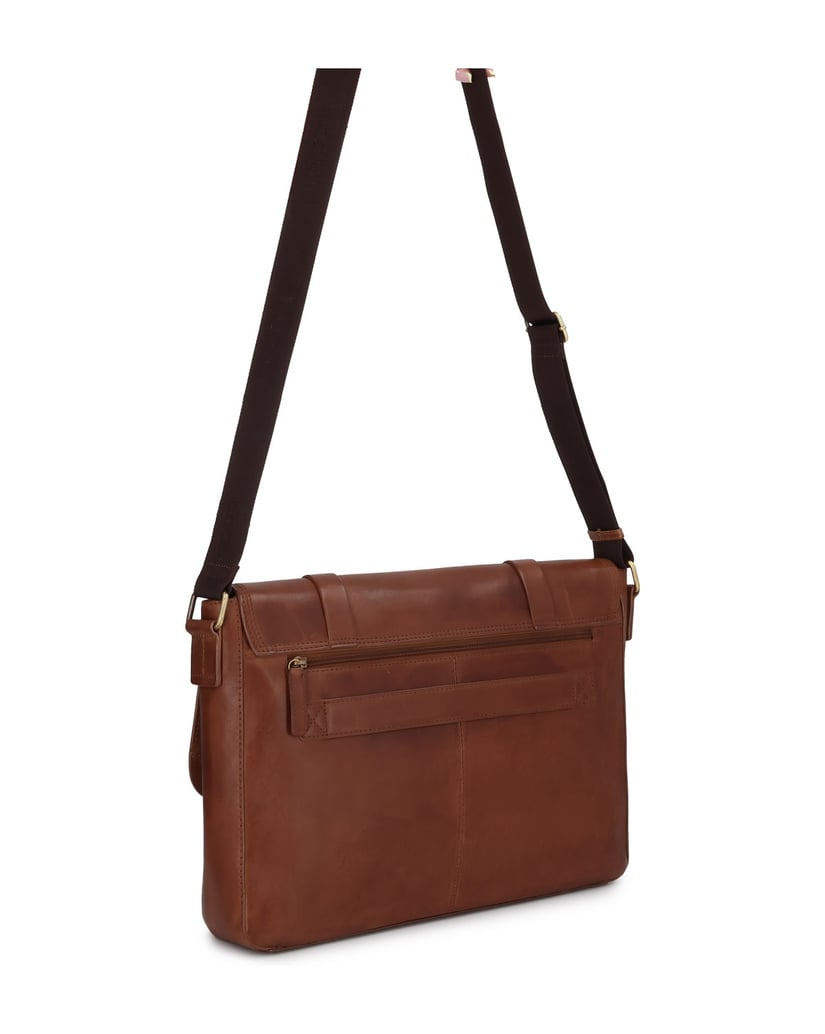 Kazar-Brown-shoulder-bag-with-laptop-pocket-hnedá