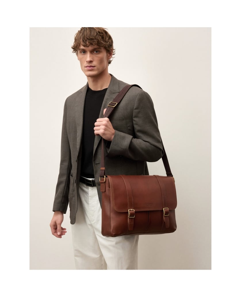 Kazar-Brown-shoulder-bag-with-laptop-pocket-hnedá