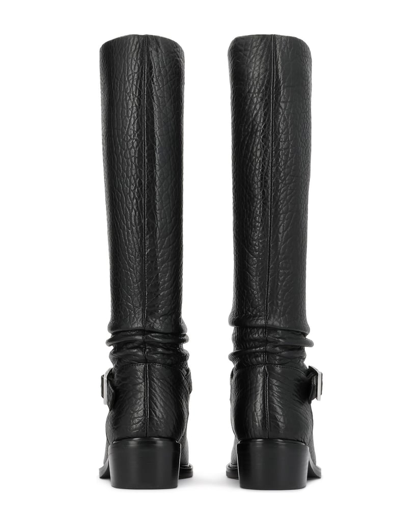 Kazar-High-boots-in-textured-leather-with-belt-and-silver-buckle-černá