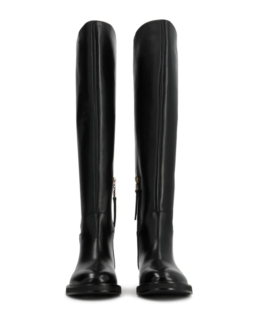 Kazar-Black-leather-high-boots-with-asymmetrically-cut-upper-černá