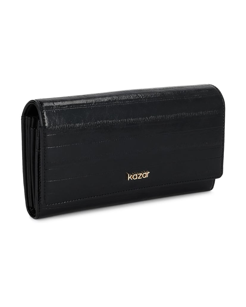 Kazar-Black,-oblong-wallet-made-of-embossed-leather-černá