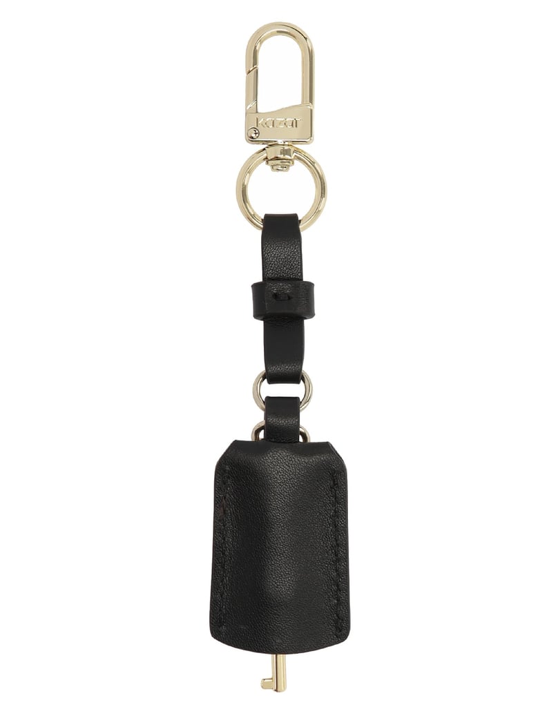 Kazar-Black-leather-keychain-with-gold-logo-černá