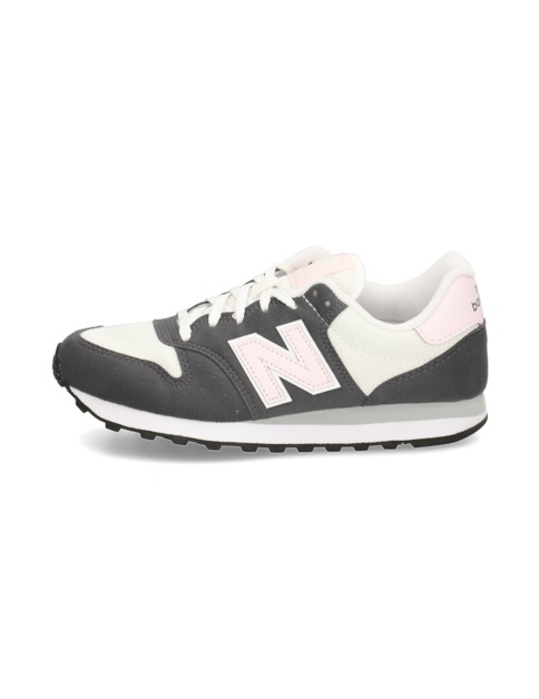 

New Balance tenisky