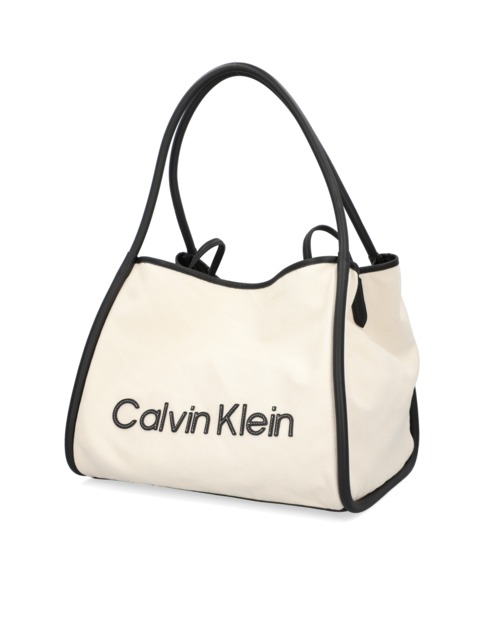 

Calvin Klein CALVIN RESORT CARRY ALL BAG CNVS